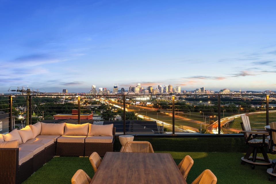 Rooftop dinning view.