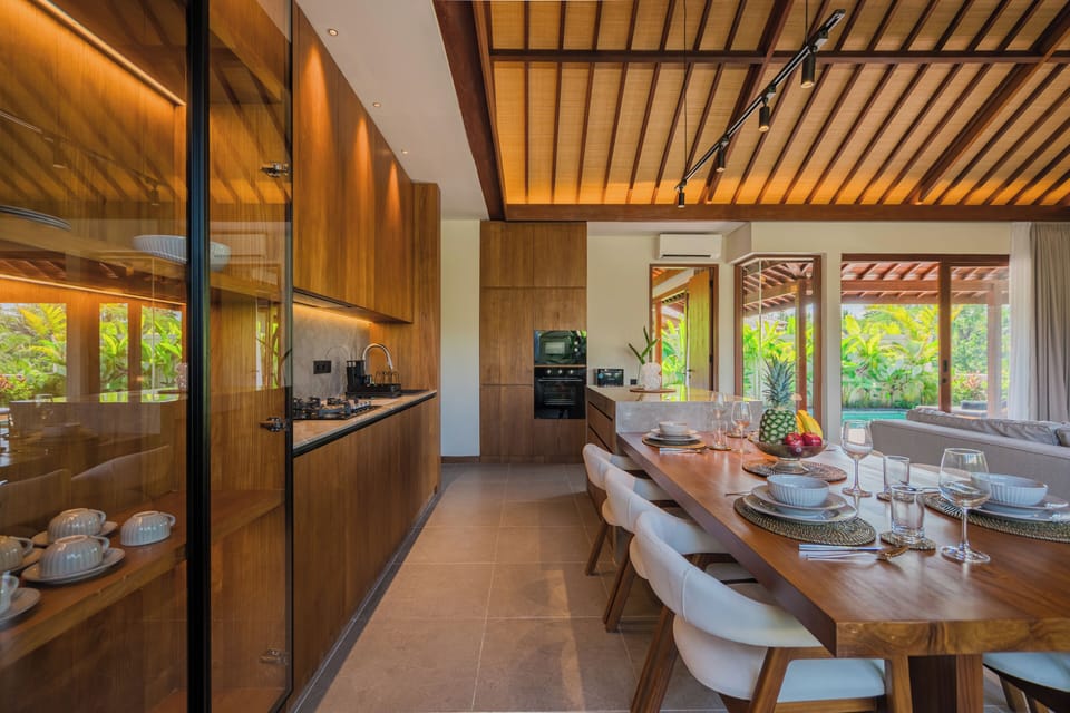 Villa | Private kitchen | Coffee/tea maker, electric kettle, toaster, blender