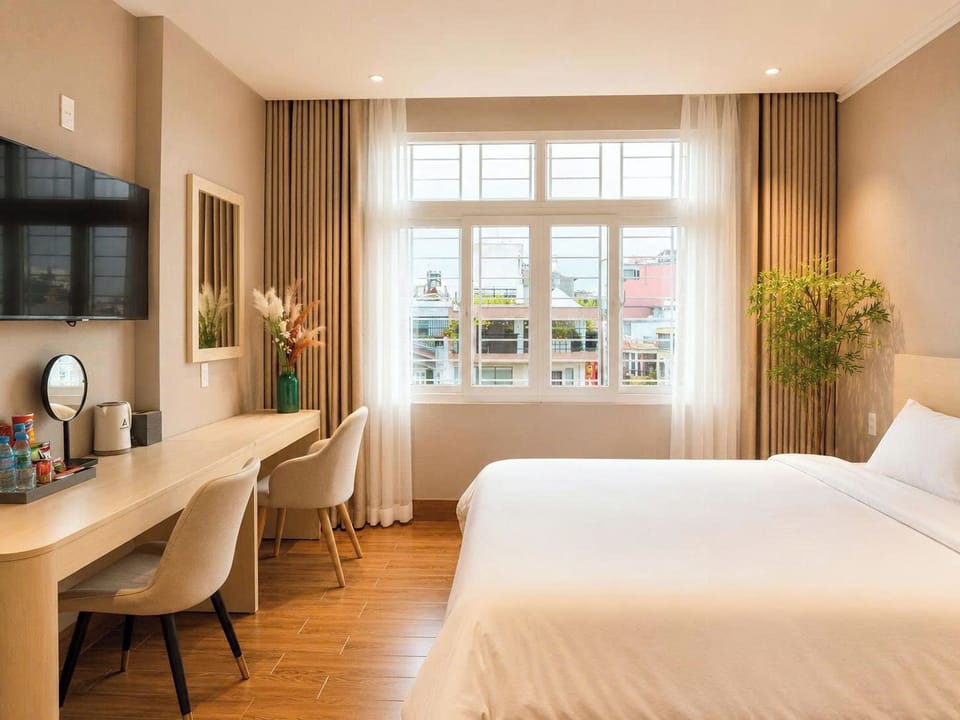 Deluxe Double Room | Hypo-allergenic bedding, free WiFi, bed sheets