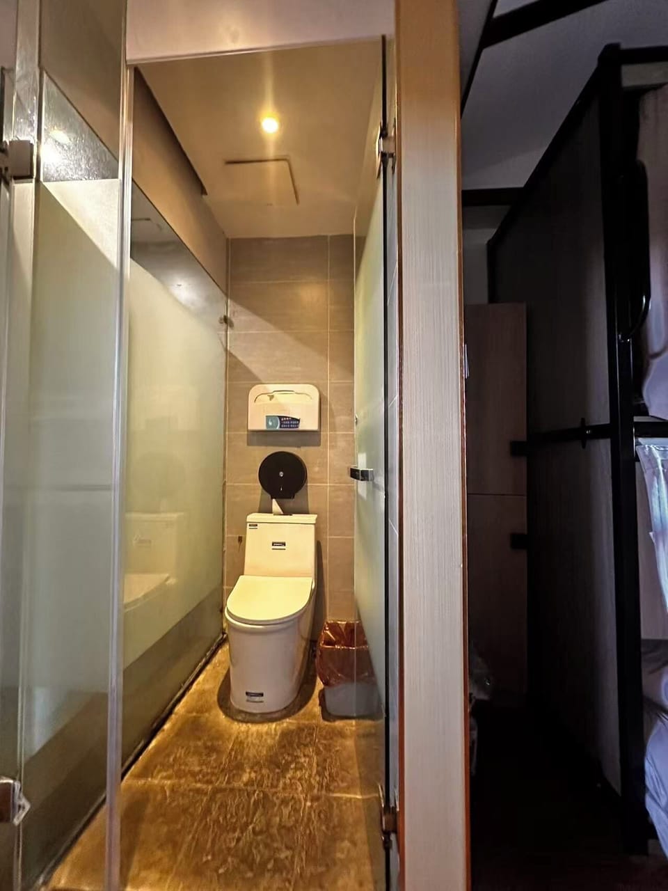 Comfort Single Room, Women only, Non Smoking | Bathroom