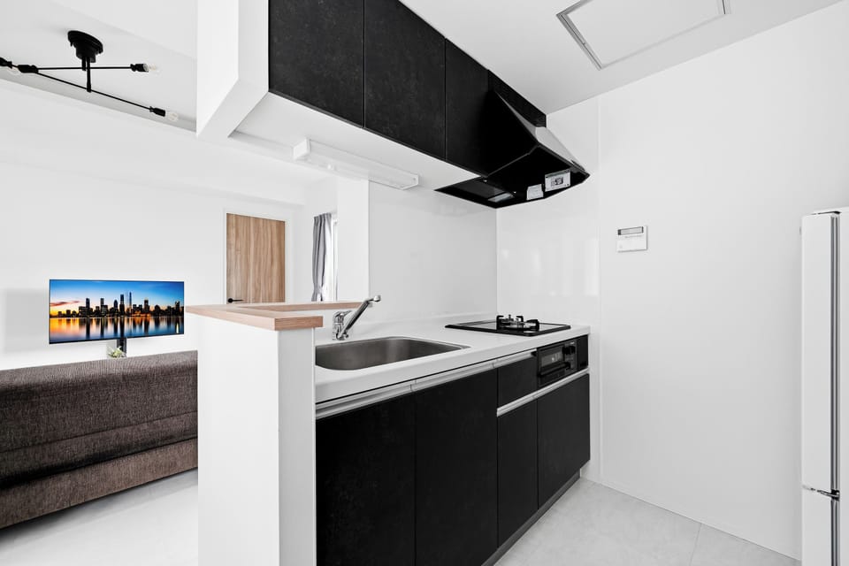 Apartment | Private kitchen | Microwave, stovetop, rice cooker, toaster oven