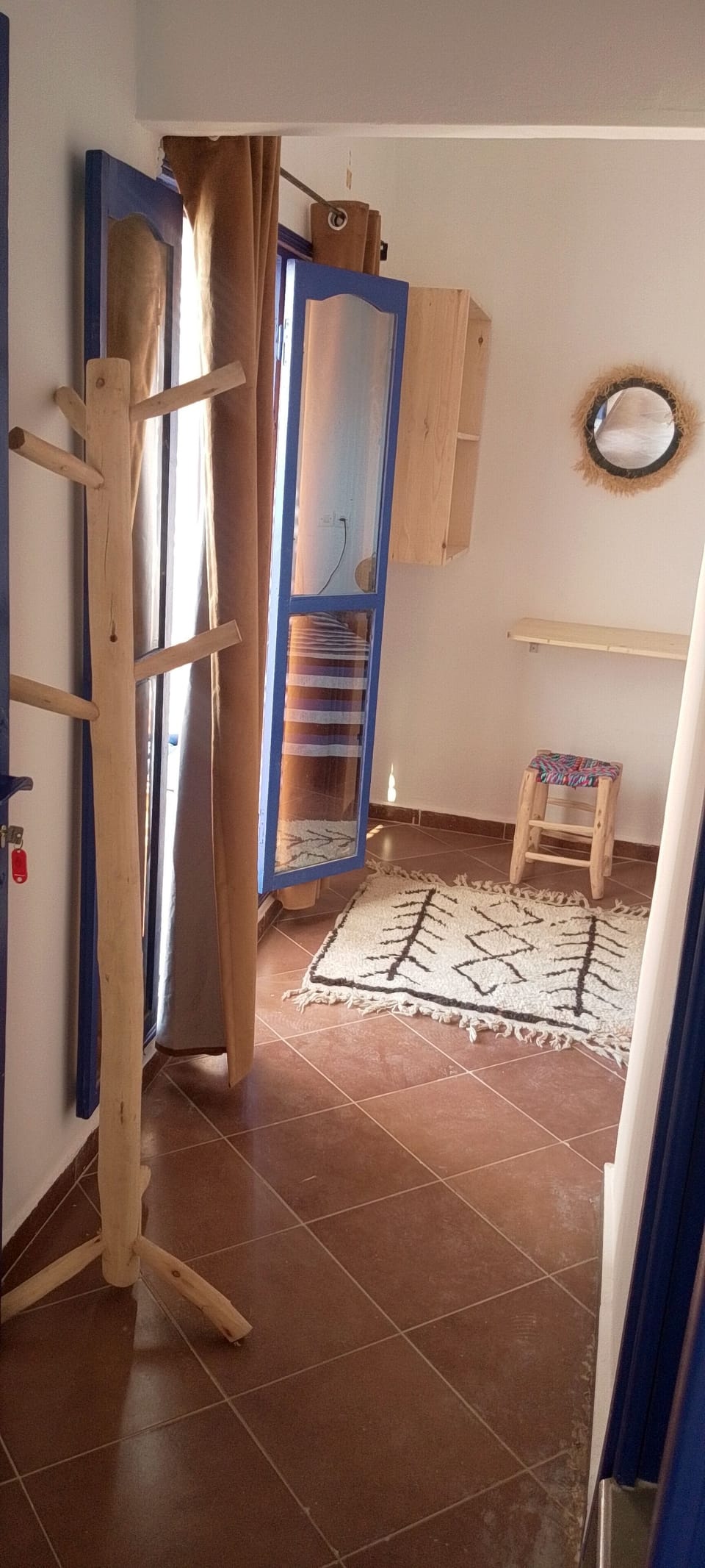 Room, 1 Double Bed, Beach View, Beachside | Free WiFi, bed sheets