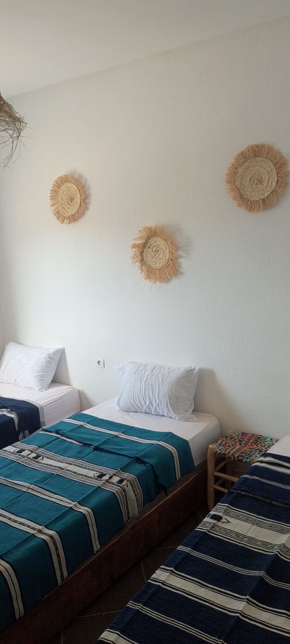 Classic Triple Room, Beach View | Free WiFi, bed sheets