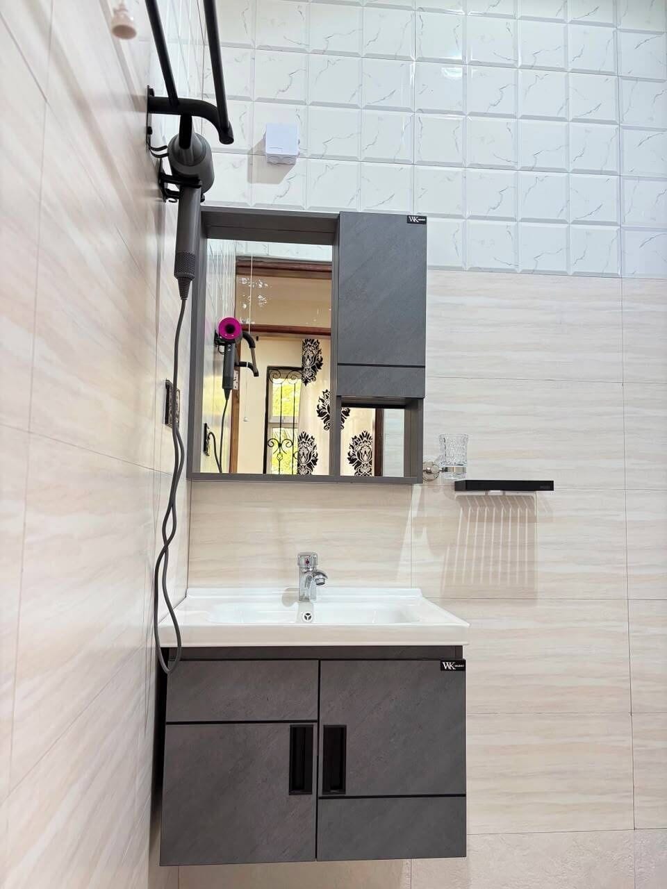 Single Room | Bathroom | Rainfall showerhead, designer toiletries, hair dryer, bathrobes