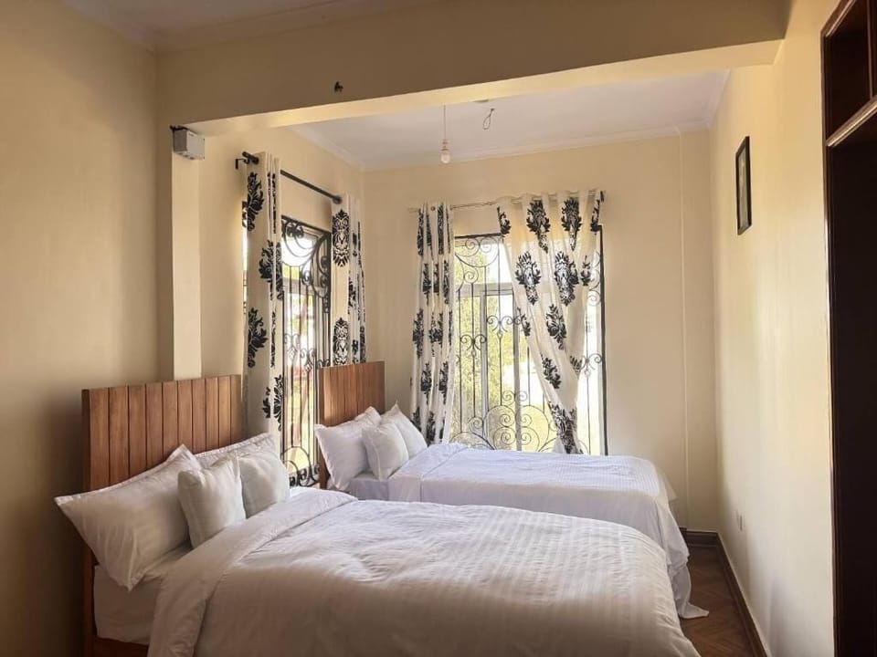 Double or Twin Room, Balcony, Mountain View | Egyptian cotton sheets, premium bedding, pillowtop beds, in-room safe