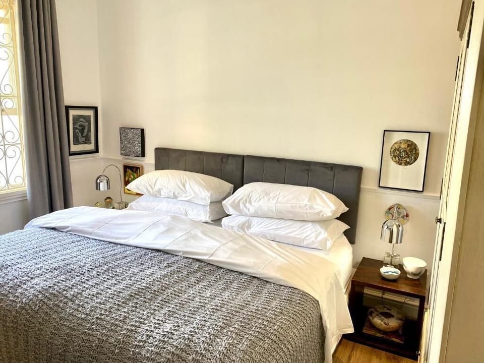 Deluxe Double Room, Mountain View | Iron/ironing board, free WiFi
