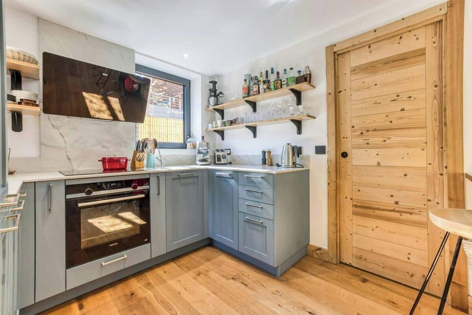 Rooms: Kitchen