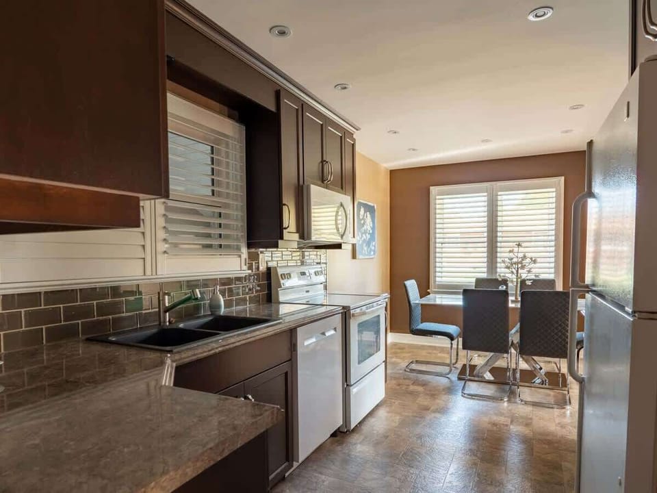 Gourmet meals made easy with our state-of-the-art kitchen.