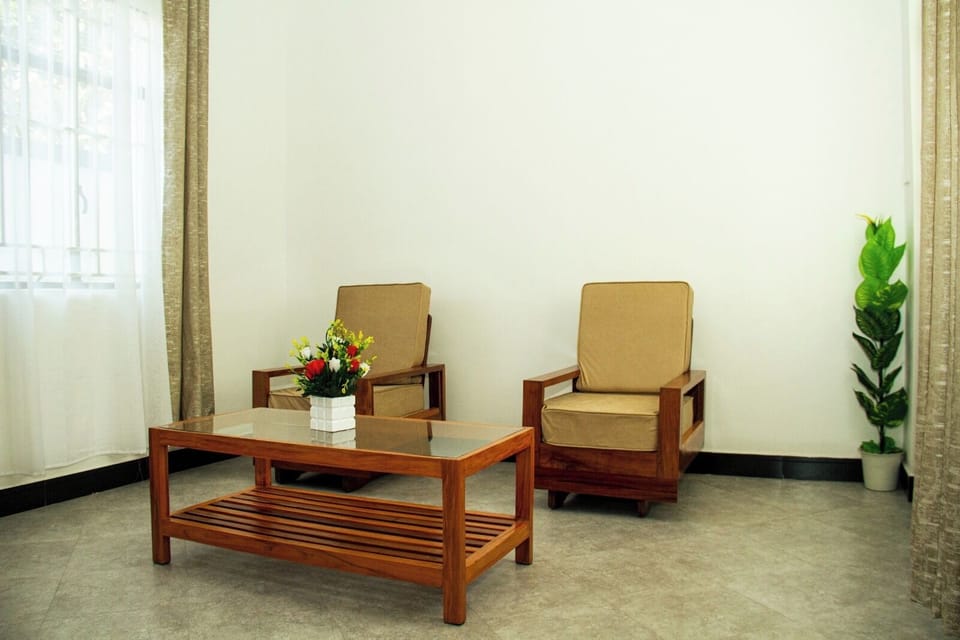 Premium Studio Suite, Balcony | Interior