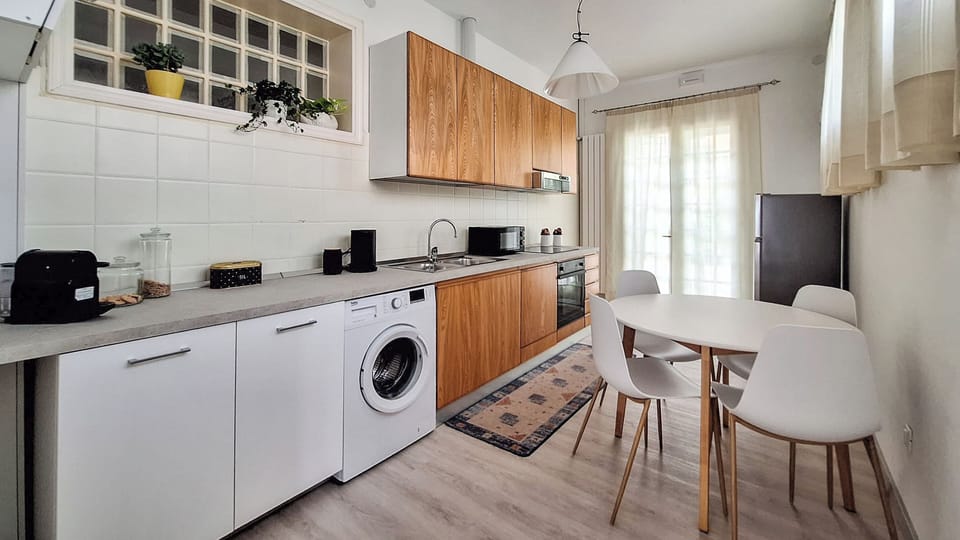 Condo, 2 Bedrooms | Private kitchen