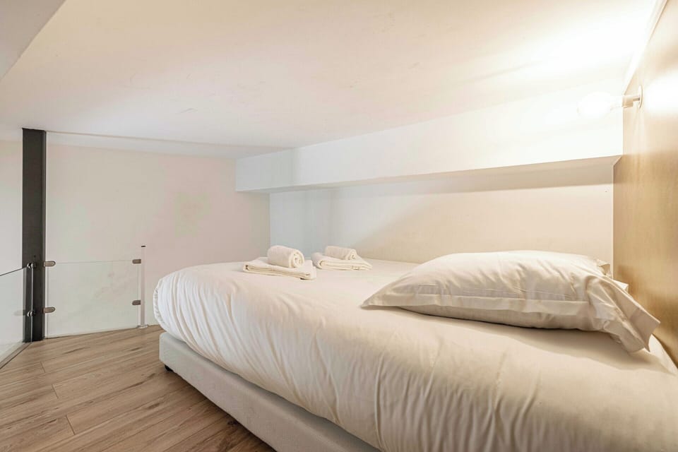 Apartment | 1 bedroom, laptop workspace, iron/ironing board, bed sheets