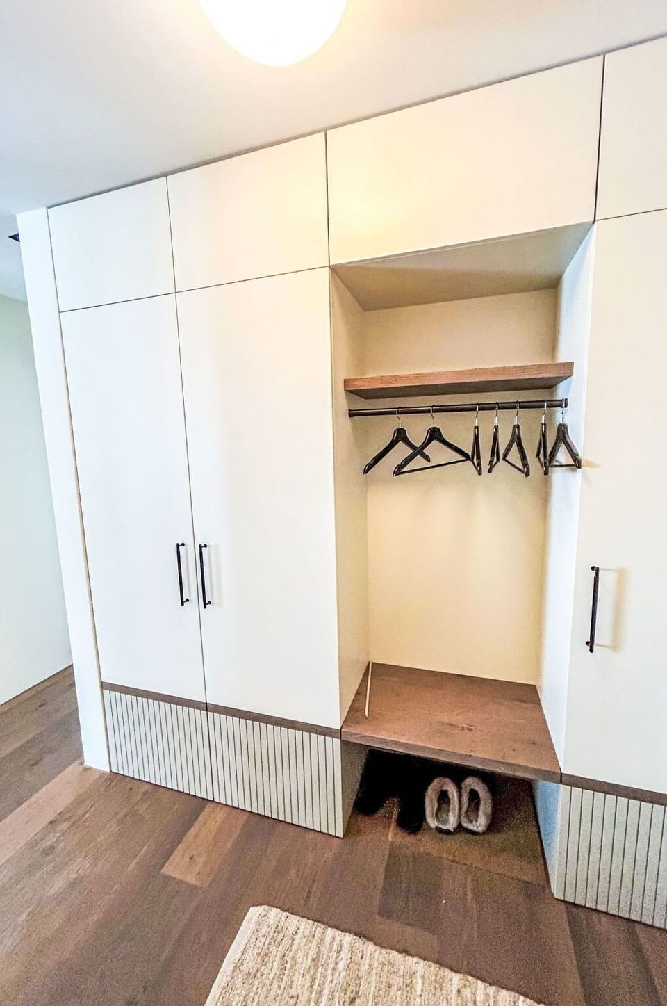 Flooring, Wall, Wood, Interior Design, Floor, Ceiling, Furniture, Room, Cupboard, Wood Flooring