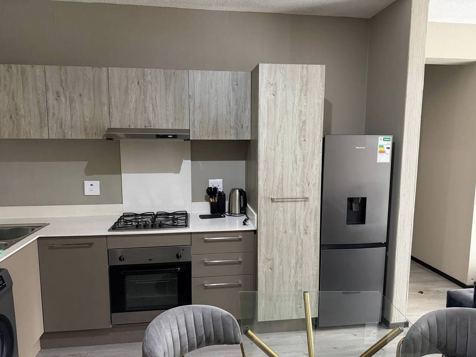 Apartment, 2 Bedrooms, Accessible, Smoking | Interior