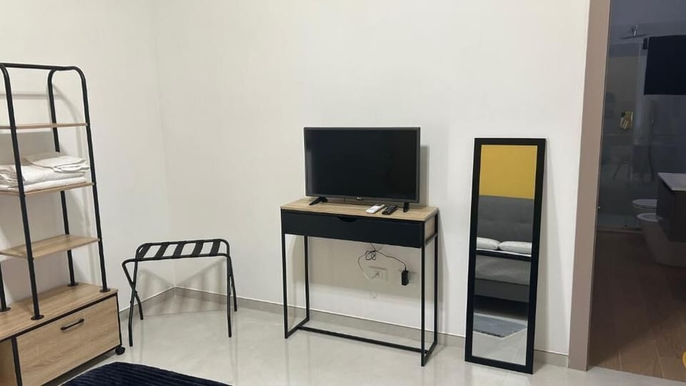 Comfort Double or Twin Room, Garden View | Interior