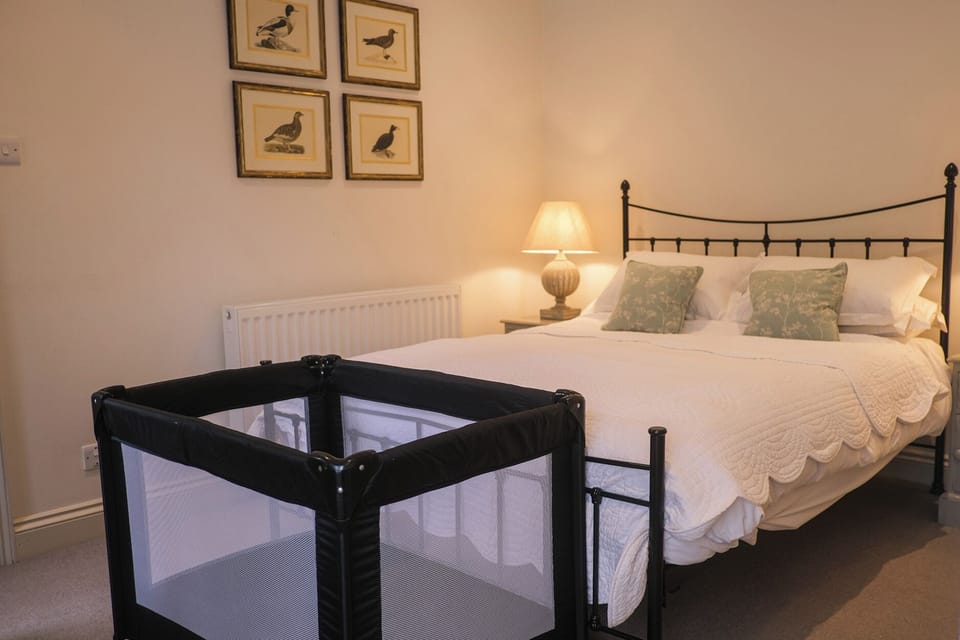 2 bedrooms, WiFi (free), individually decorated, individually furnished