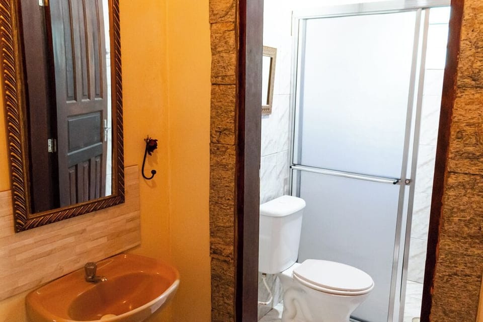Family Room, Courtyard View | Bathroom