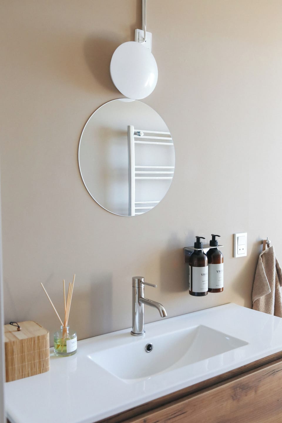 Comfort Double Room, Shared Bathroom, Ground Floor | Bathroom | Shower, free toiletries, hair dryer (on request), bathrobes