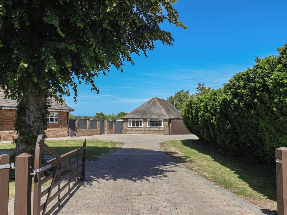 Cottage | Property grounds