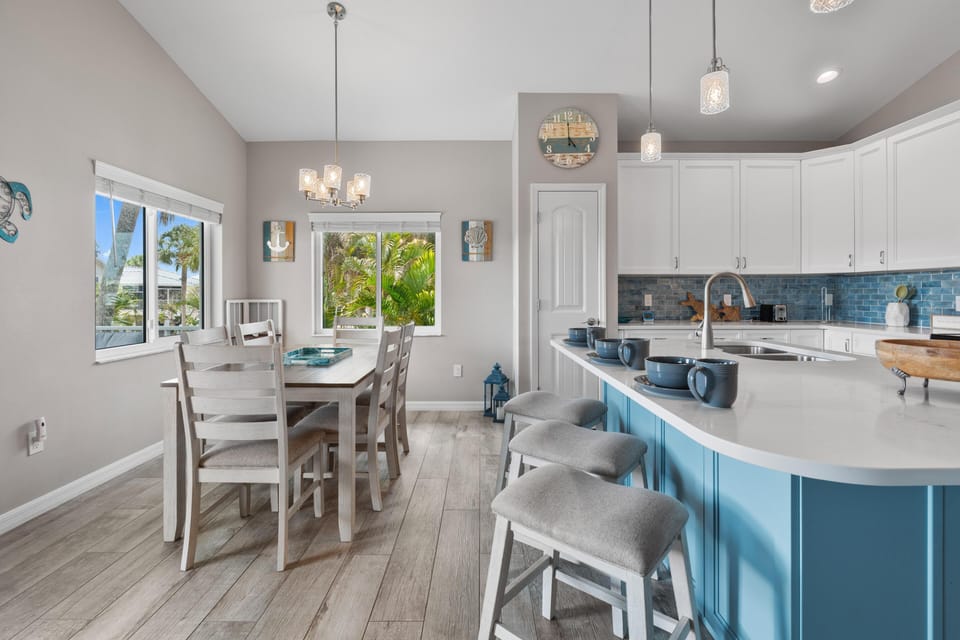 House, Multiple Beds (Hook Wine and Sinker) | Private kitchen