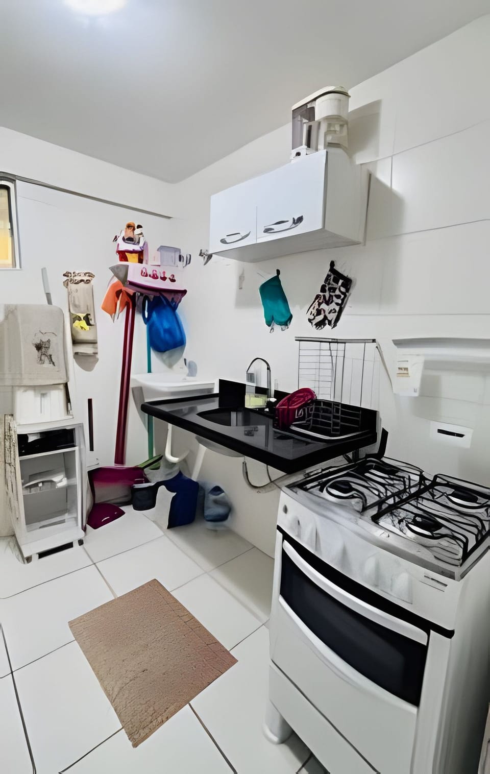 Comfort Apartment, Lanai | Private kitchen