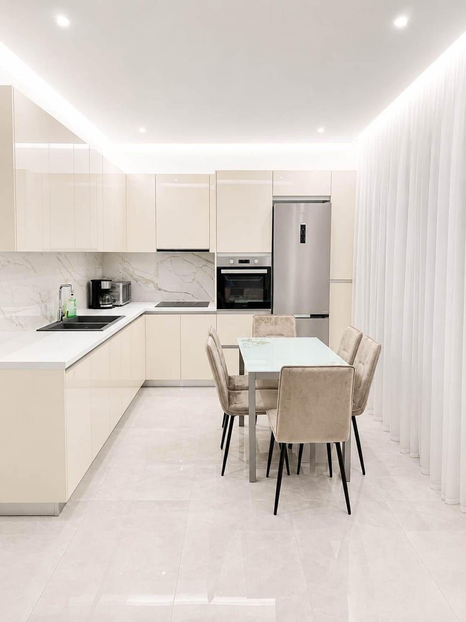 House | 3 bedrooms, high-speed internet
