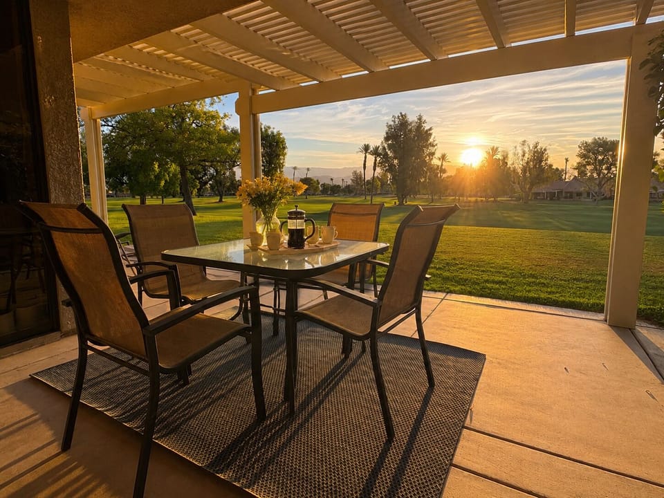 Outdoor dining