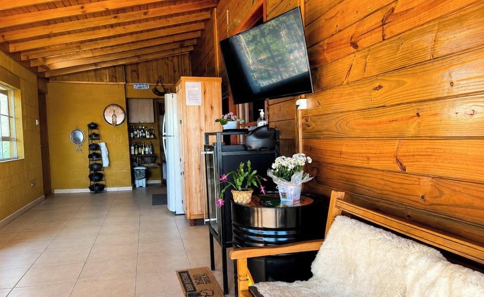 Chalet, 3 Bedrooms, Mountain View | Television