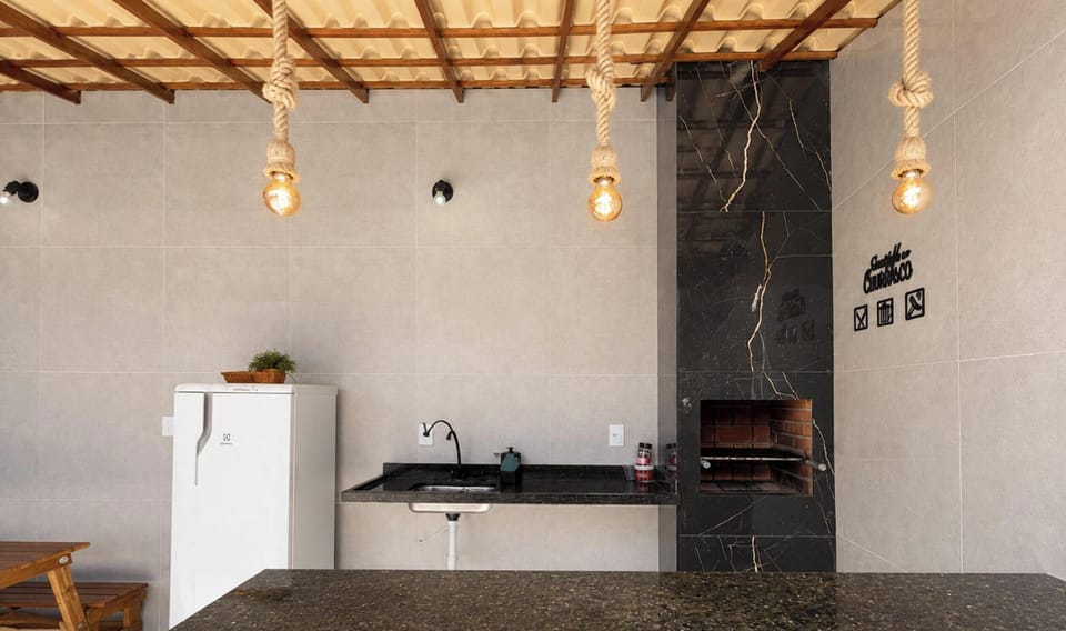 House, 2 Bedrooms, Pool Access, Courtyard View | Private kitchen | Fridge, microwave, cookware/dishes/utensils, dining table