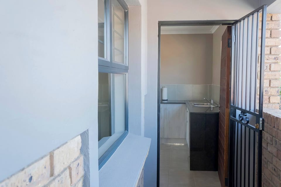 Apartment, 2 Bedrooms, Balcony | Interior