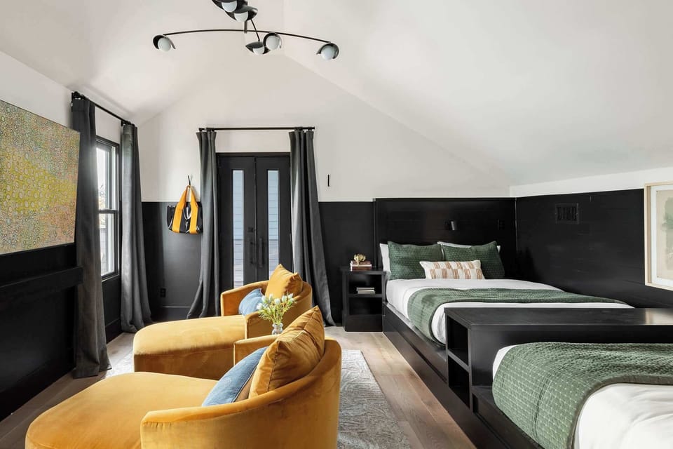 Flex Space 1 | Modular Space with Two Double Beds and Lounge Furniture | Home 1 — Second Floor