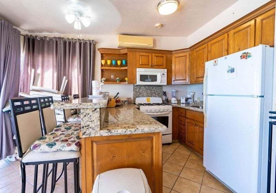 Casa Dos Pisos A Vacation Rental in Las Palmas, San Felipe Mexico - kitchen
