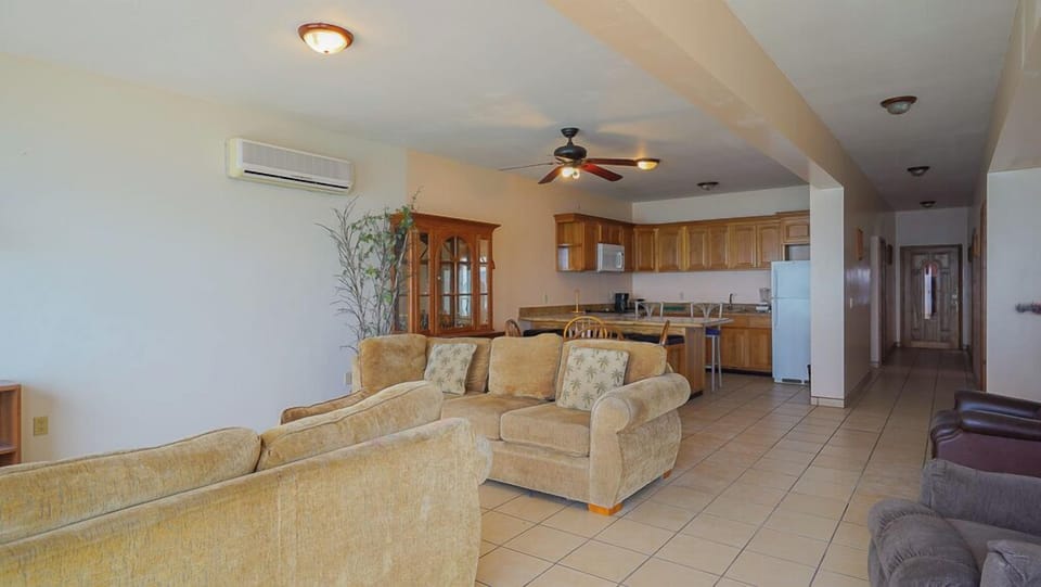 El Mirador del Golfo Upstairs Vacation Rental in Las Palmas, San Felipe BC MX - main living room