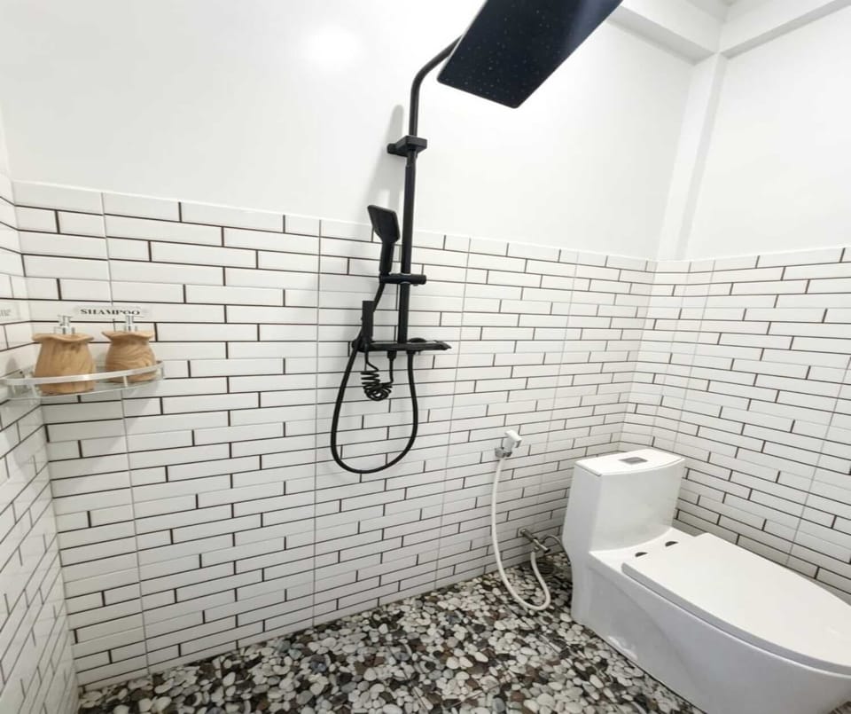 Deluxe Room, Ocean View | Bathroom