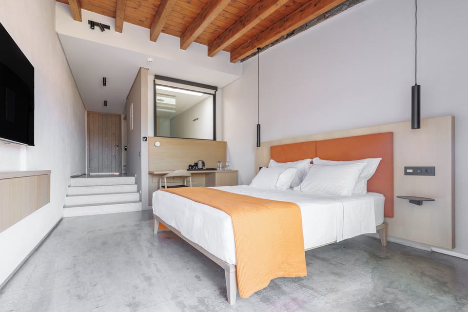 Double or Twin Room, 1 Queen Bed, Sea View | In-room safe, desk, laptop workspace, blackout drapes