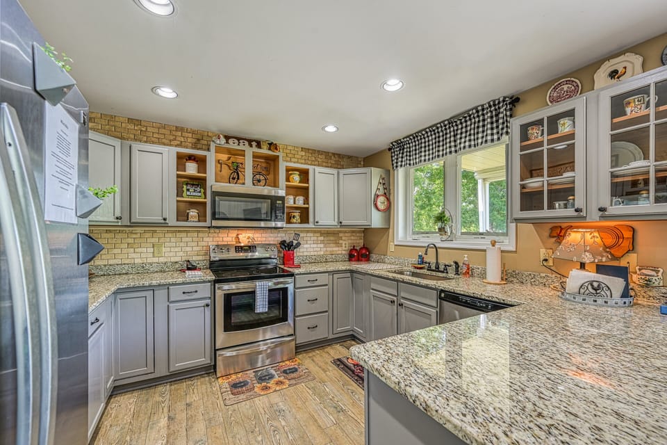 House, Multiple Beds (Bella Vista) | Private kitchen