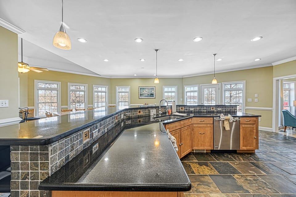 House, Multiple Beds, Hot Tub (Great Escape at Eagle's Nest) | Private kitchen