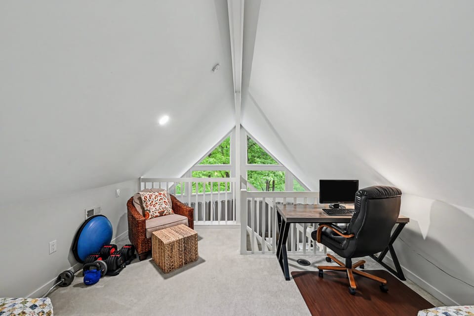 House, Multiple Beds (Calm Water Cove) | Interior