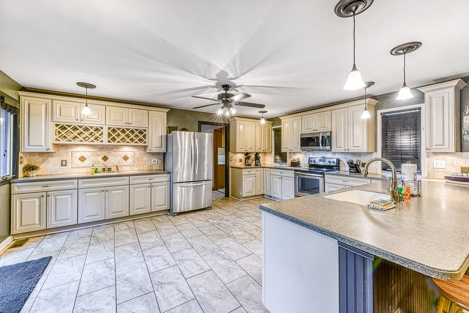 House, Multiple Beds (Sunset Beach) | Private kitchen