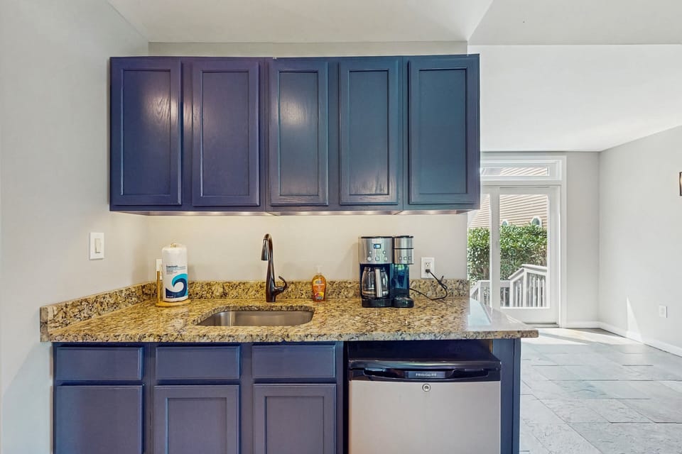 House, Multiple Beds (Treasured Cove) | Interior