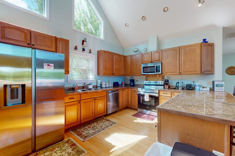 House, Multiple Beds, Balcony (Carolina Cove) | Private kitchen