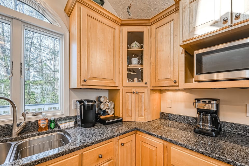 House, Multiple Beds (Carlisle at Saw Mill Coves) | Private kitchen