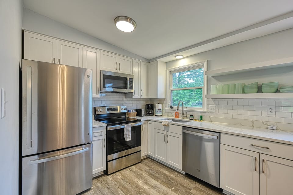 House, Multiple Beds, Kitchen (Persimmon Cove) | Private kitchen