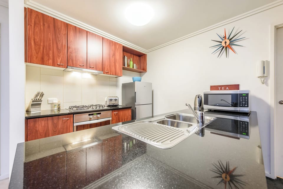 Comfort Apartment, Balcony, City View | Private kitchen