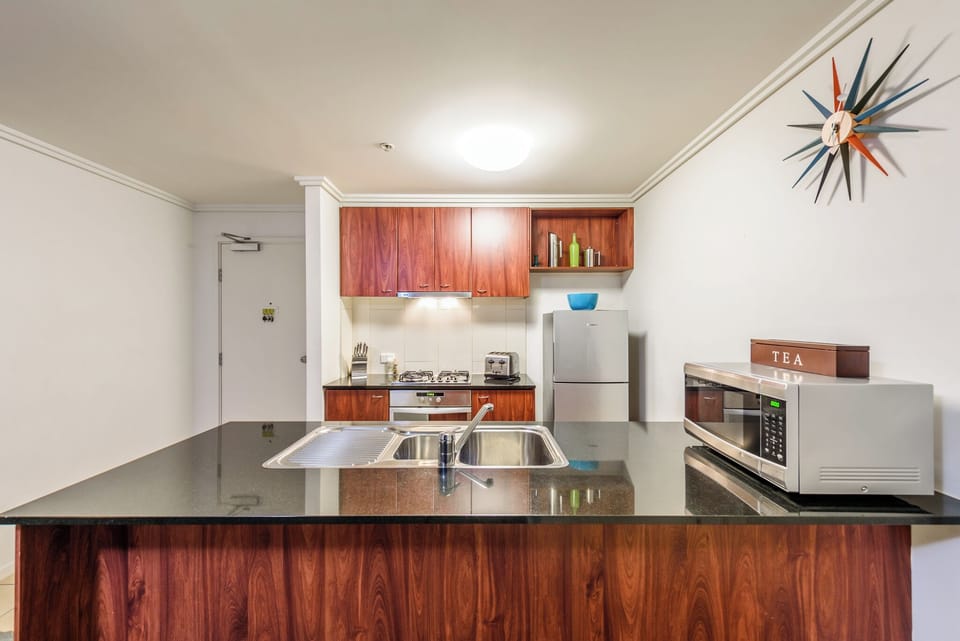 Comfort Apartment, Balcony, City View | Private kitchen