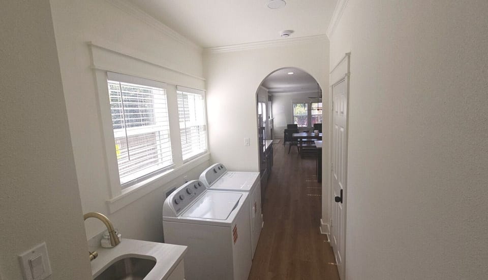 `In-unit washer and dryer means you can pack light and stay fresh — perfect for longer stays, traveling nurses, or anyone who doesn`t want to make a laundromat run.`