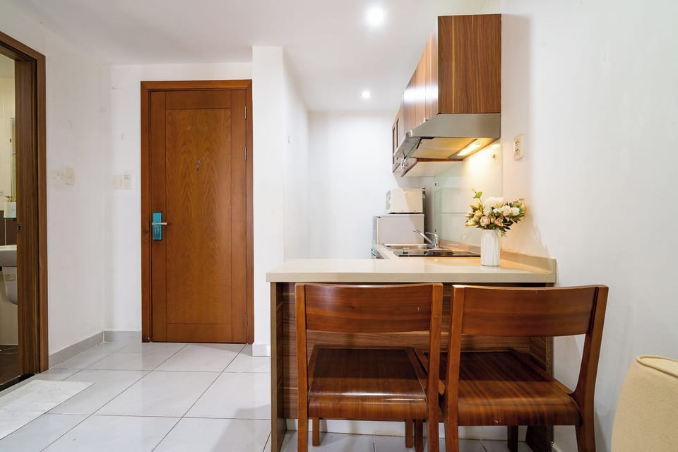 Suite, City View | Interior