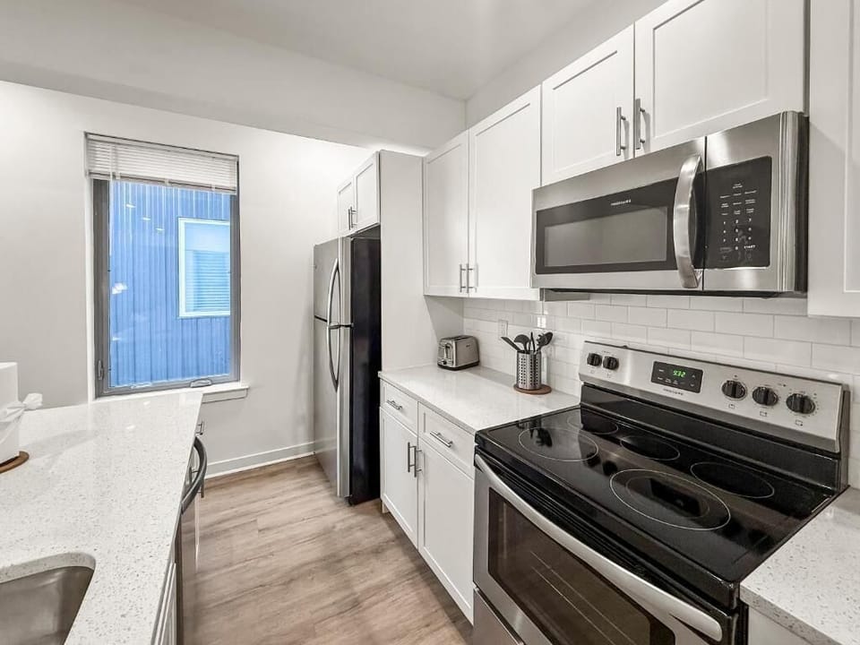 Apartment, 2 Bedrooms | Private kitchen