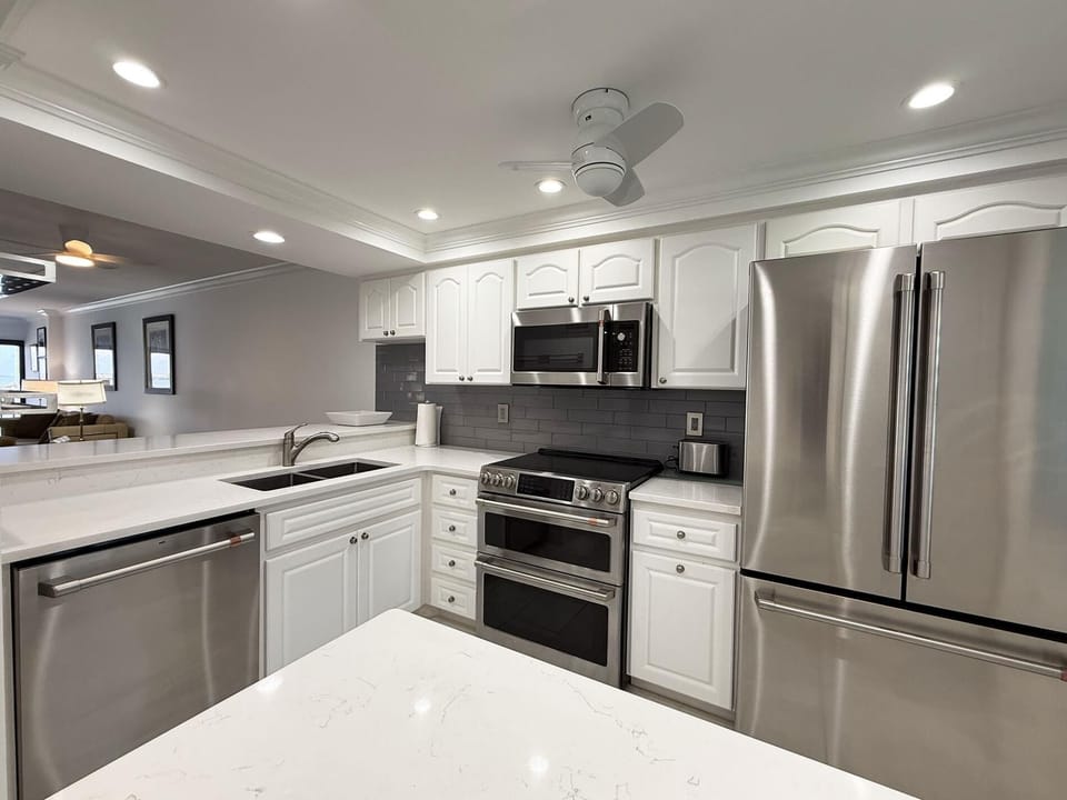 Sandpiper Key Waterfront Views & Pool (8047)
