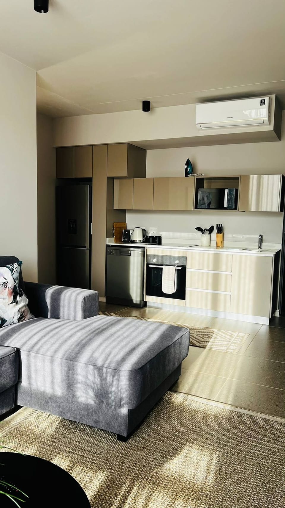 Apartment, 2 Bedrooms, Smoking | Interior