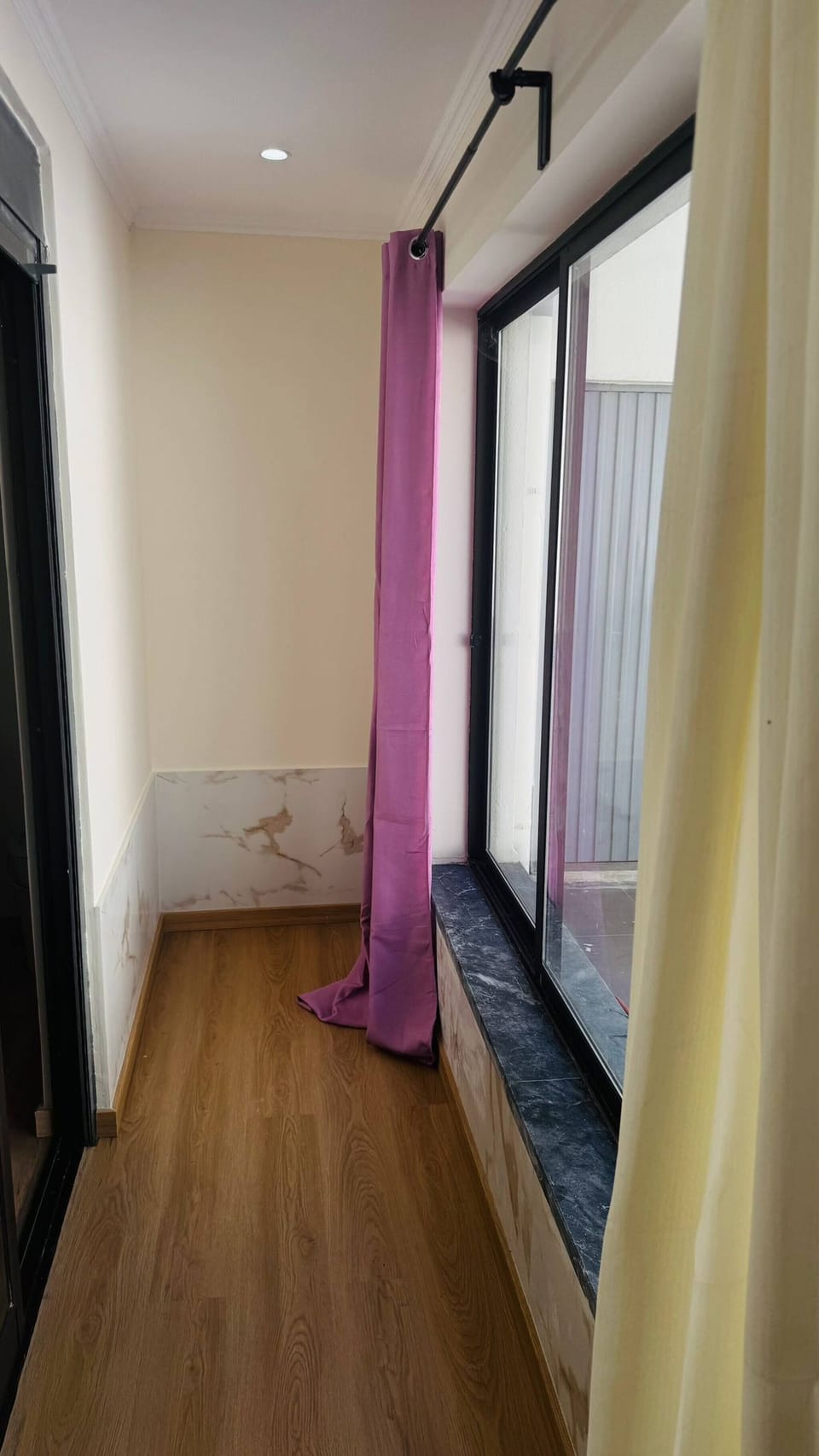 Apartment, 2 Bedrooms, Balcony, City View | Interior
